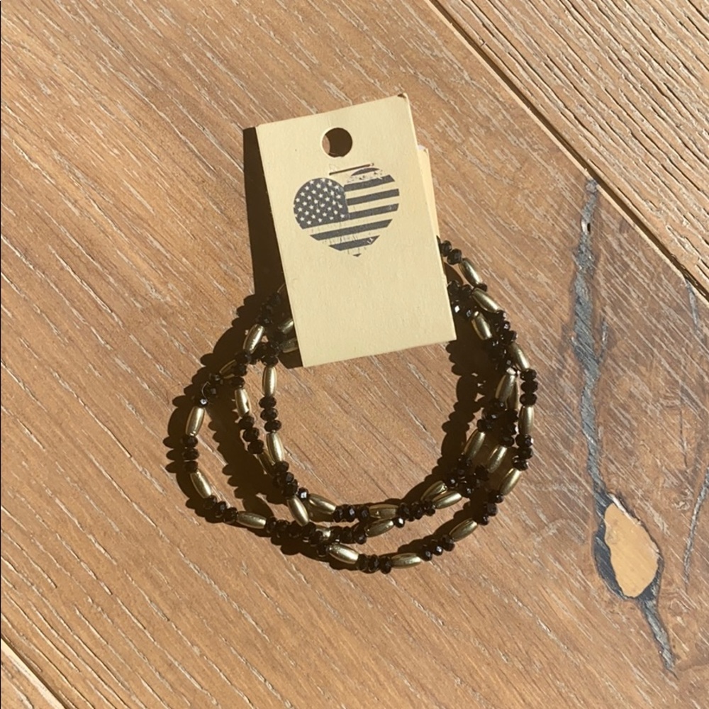 NWT set of Brandy Melville bracelets